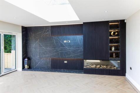 116 Lichfield Road-10.jpg