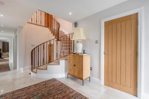 8654576-interior16.jpg