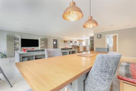 8646188-interior09.jpg