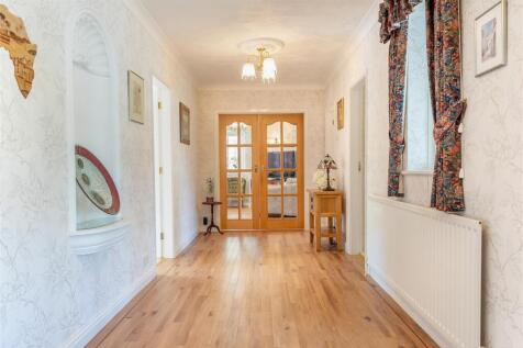 8655715-interior13.jpg