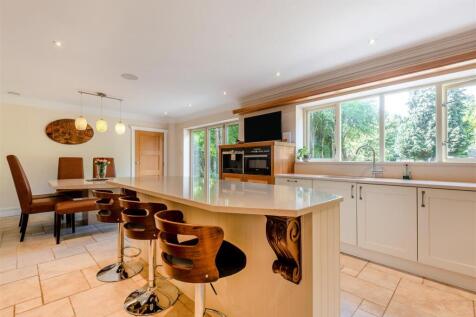 8657682-interior07.jpg