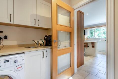 8657682-interior09.jpg