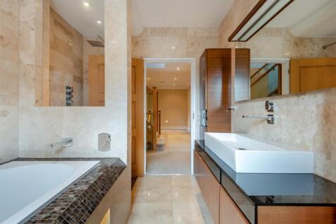 8657682-interior24.jpg