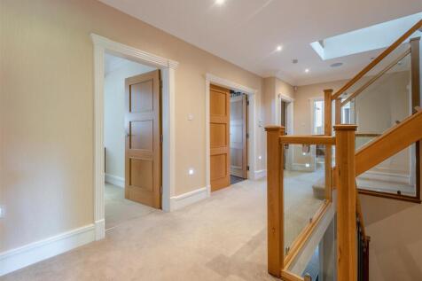 8657682-interior19.jpg