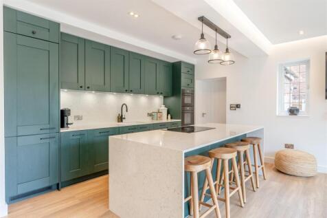 8658705-interior22.jpg