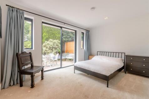 8658705-interior06.jpg