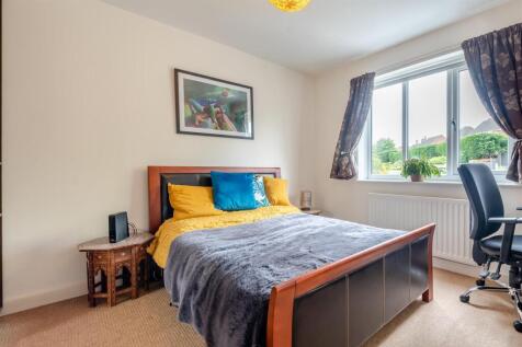 8596089-interior11.jpg