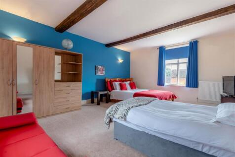 8657361-interior13.jpg