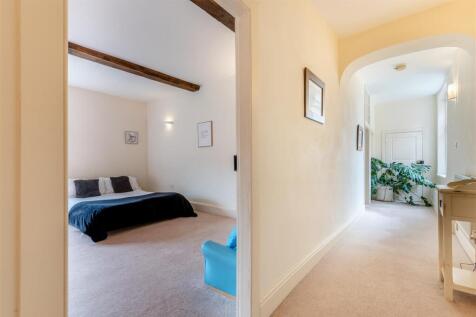 8657361-interior15.jpg