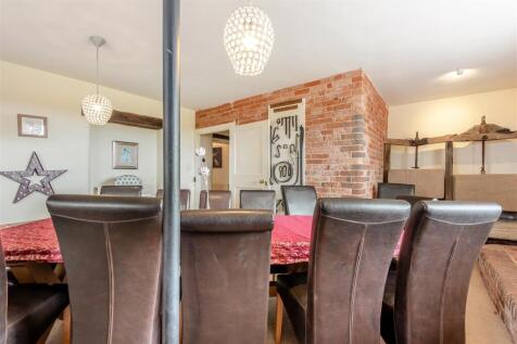 8657361-interior31.jpg