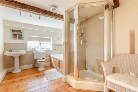 8657361-interior43.jpg