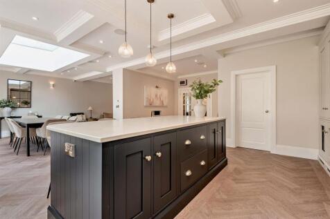 8661023-interior11-800.jpg