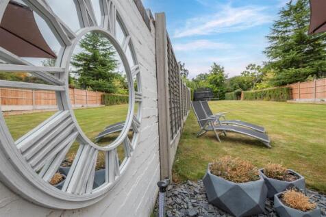 8661177-exterior22.jpg