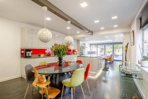 8661192-interior09.jpg