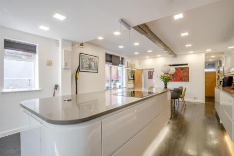 8661192-interior05.jpg