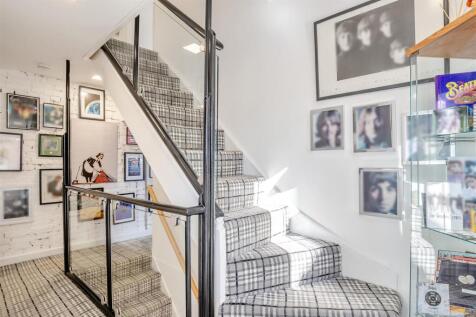 8661192-interior22.jpg