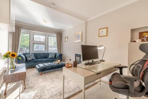 8661993-interior33.jpg