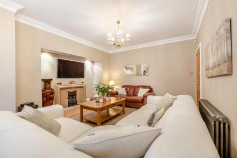 8663276-interior06.jpg