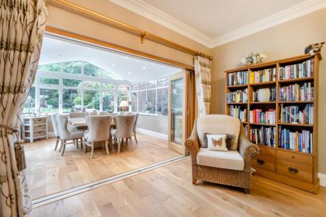 8663276-interior07.jpg
