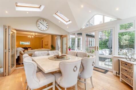 8663276-interior03.jpg