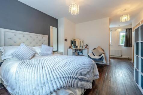 8662819-interior30.jpg