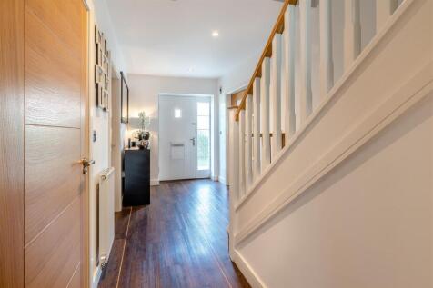 8662819-interior18.jpg