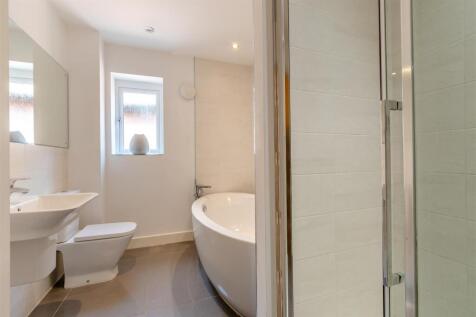 8662819-interior32.jpg