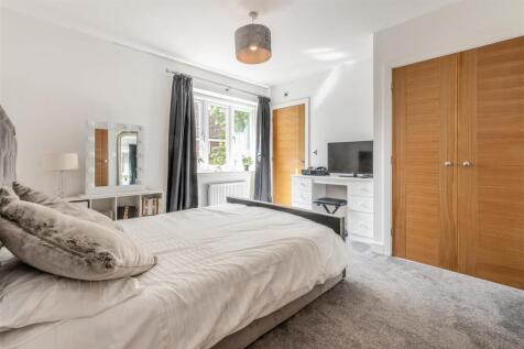 8662819-interior34.jpg