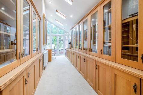 8662882-interior43.jpg