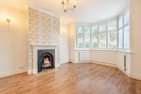 8584604-interior01.jpg
