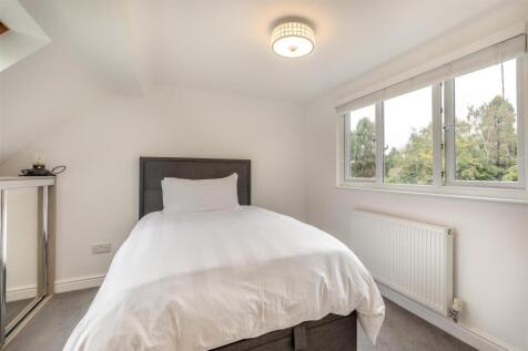 8665443-interior11.jpg