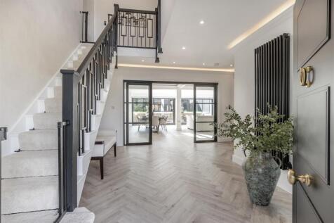 8664458-interior28.jpg