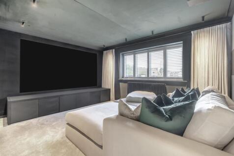 8664458-interior34.jpg