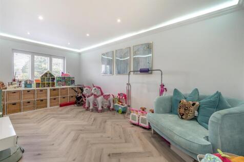 8664458-interior38.jpg