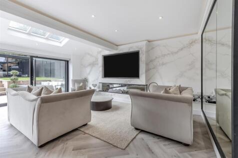 8664458-interior13.jpg