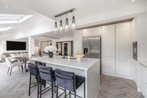 8664458-interior18.jpg