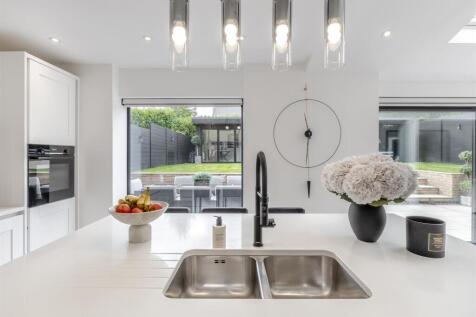8664458-interior22.jpg