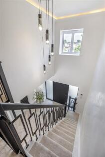 8664458-interior51.jpg