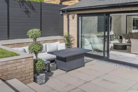 8664458-exterior19.jpg