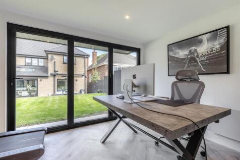 8664458-interior32.jpg