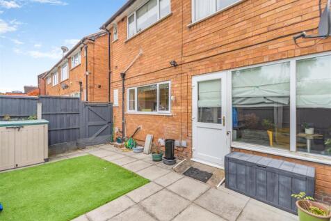 8666431-exterior04.jpg