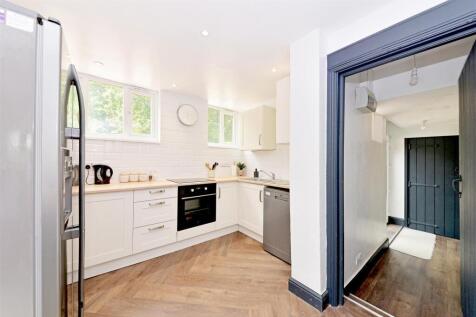 Boathouse Internal (9).jpg