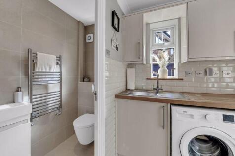 Utility Room &amp; Cloakroom