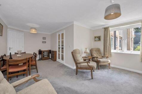 Sitting/Dining Room