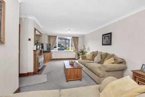 Sitting/Dining Room