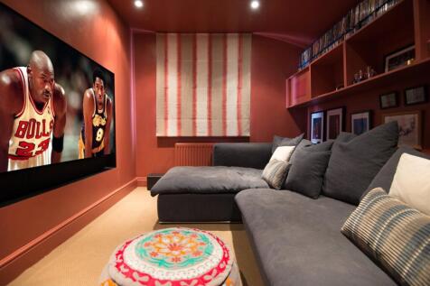 Media Room/Bedroom
