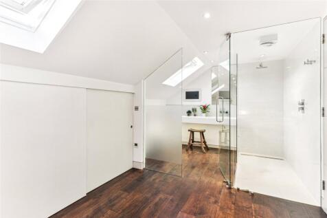 En Suite Bathroom