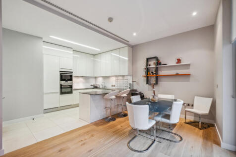 Dining/Kitchen