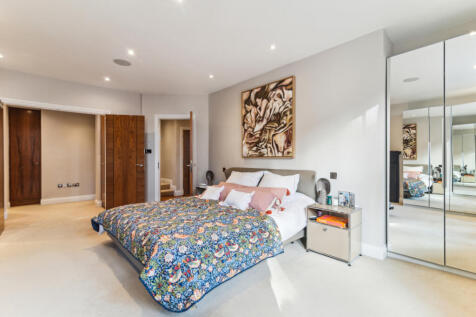 Principal Bedroom