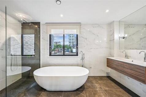 Bedroom 2 Ensuite